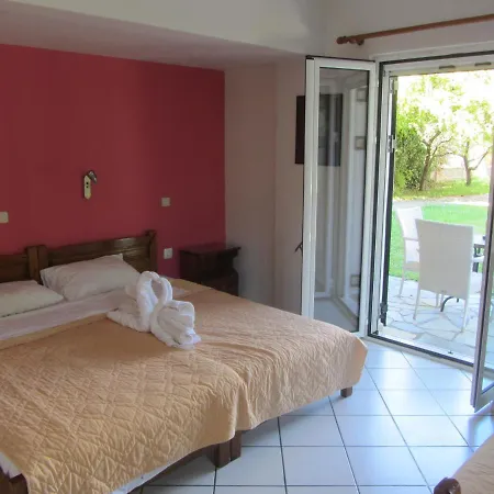 Xristina Studios Apartment Vasiliki (Lefkada)