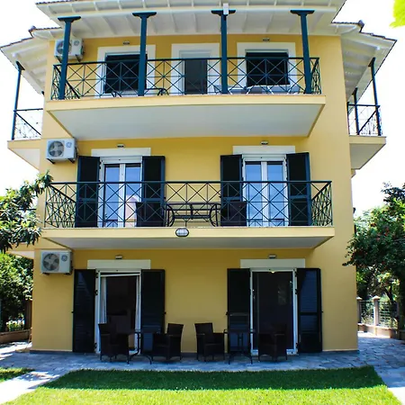Xristina Studios * Vasiliki (Lefkada)