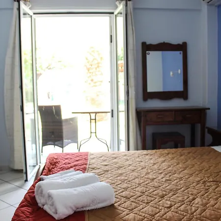 Xristina Studios Vasiliki (Lefkada)